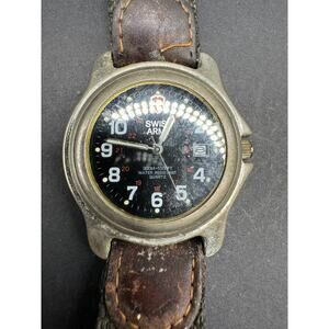 Swiss Military Officers Watch Women 093 0663‎ Silver Tone Date Box Needs Battery Swiss Military | Accessories | Swiss Military Officers Watch  main image 4
